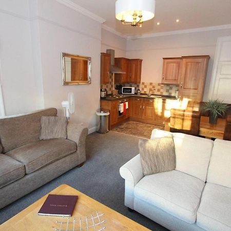 Character Apartment With Views Over City Centre & The Historic Rows Chester Exterior foto